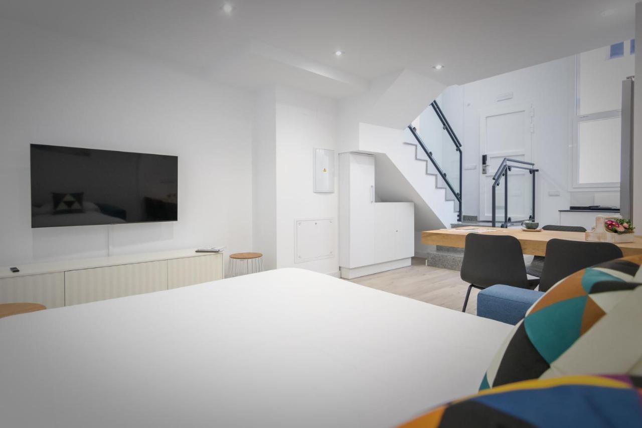Apartamentos Soria Suites Exteriör bild