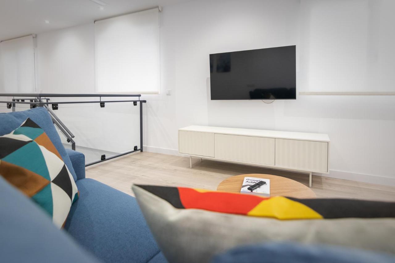 Apartamentos Soria Suites Exteriör bild
