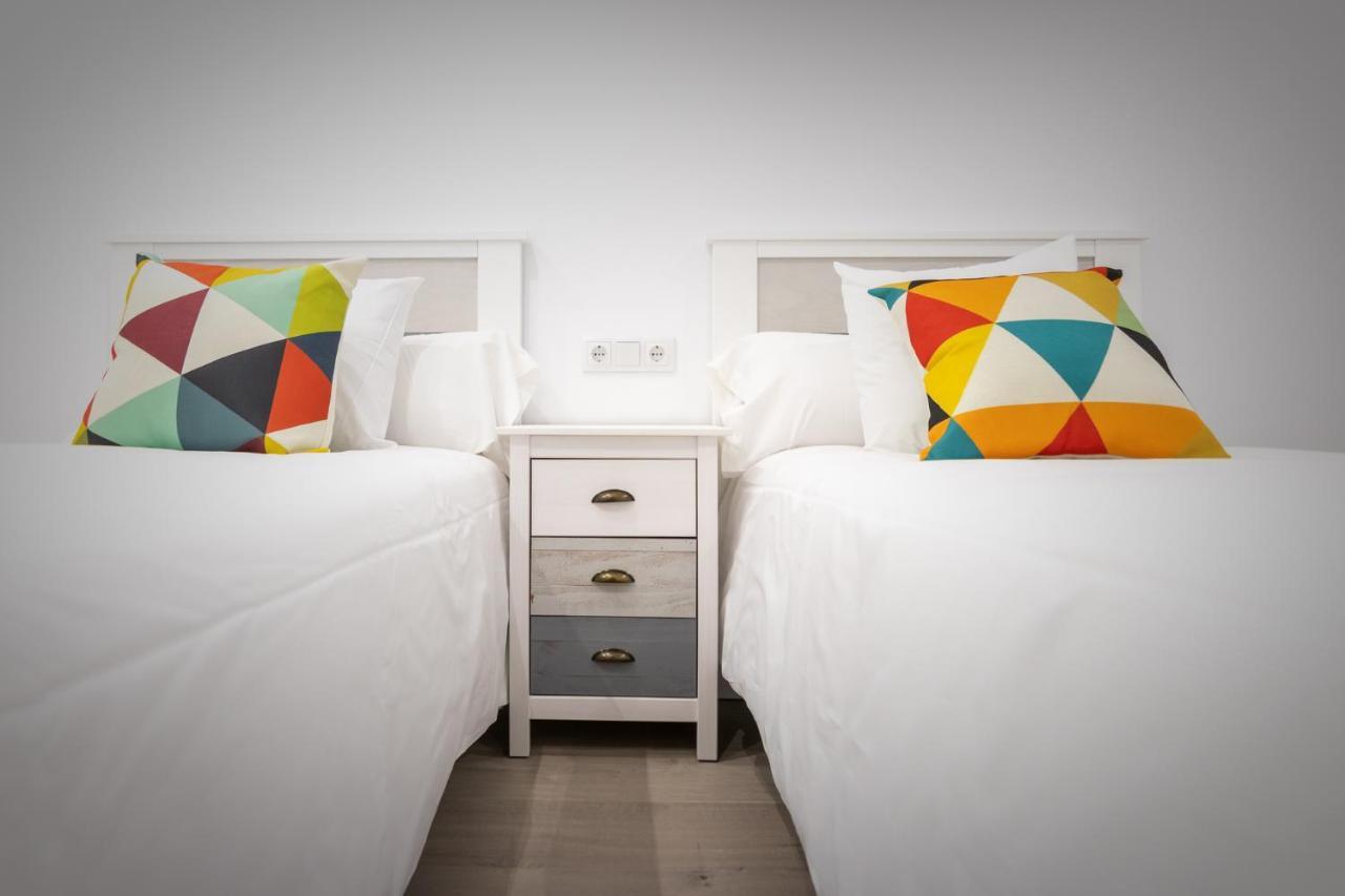 Apartamentos Soria Suites Exteriör bild
