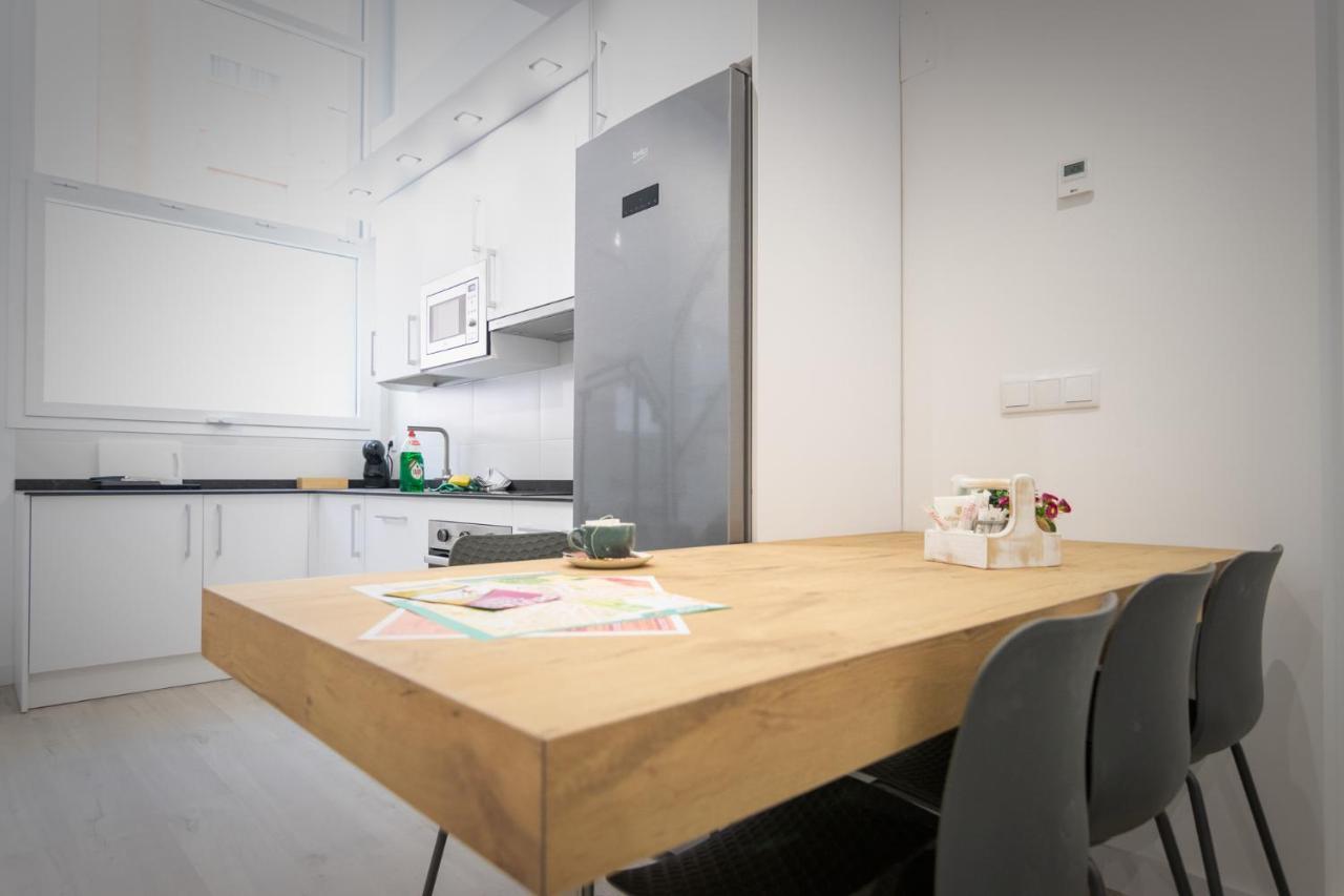 Apartamentos Soria Suites Exteriör bild